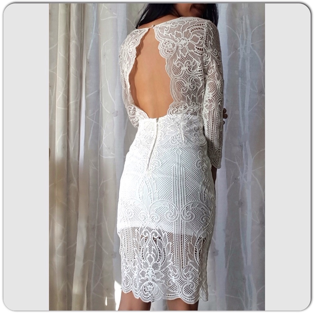 Vintage Lace dress - Picture 3 of 3